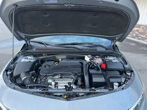 Used 2025 Chevrolet Malibu LT image 23