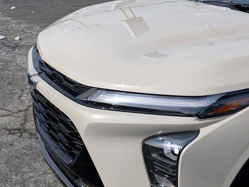 New 2026 Chevrolet Trax ACTIV w/ Sunroof Package image 9