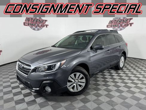 Used 2018 Subaru Outback 2.5i Premium AWD/4WD image 1