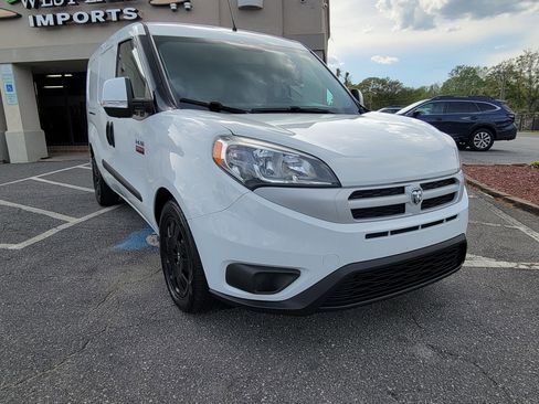 Used 2018 RAM ProMaster City Tradesman SLT image 3