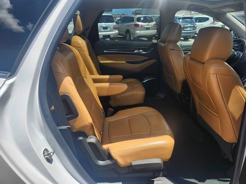 Used 2018 Buick Enclave Premium FWD image 20