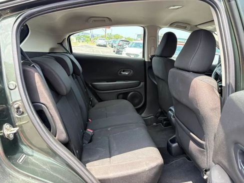 Used 2016 Honda HR-V LX image 19