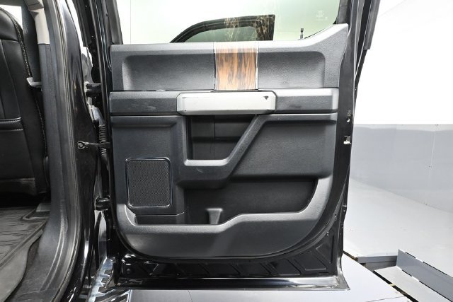 Used 2020 Ford F150 Lariat w/ Equipment Group 502A Luxury AWD/4WD image 37