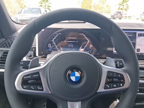 New 2026 BMW X5 sDrive40i w/ M Sport Package RWD image 8