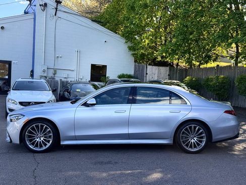 Used 2023 Mercedes-Benz S 500 4MATIC w/ AMG Line image 3