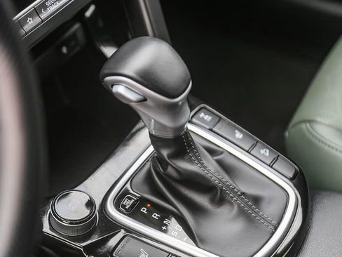 Certified 2024 Kia Seltos SX image 20