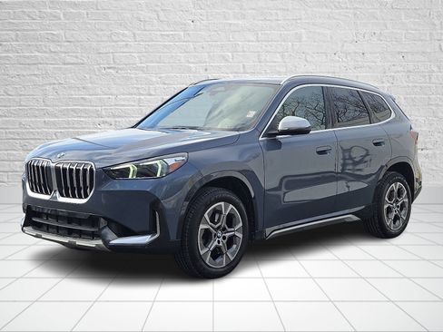 Certified 2023 BMW X1 xDrive28i w/ Convenience Package image 3