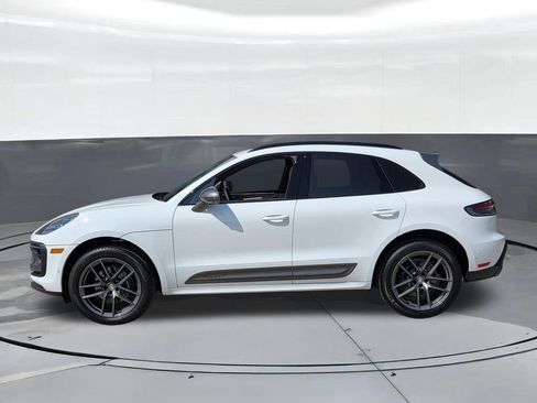 Used 2025 Porsche Macan Turbo AWD/4WD image 2