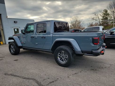 New 2026 Jeep Gladiator Mojave image 4