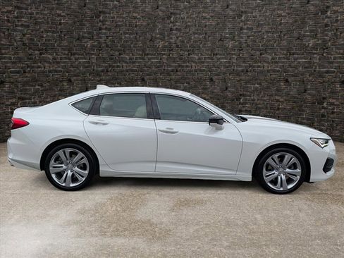 Used 2023 Acura TLX w/ Technology Package image 3