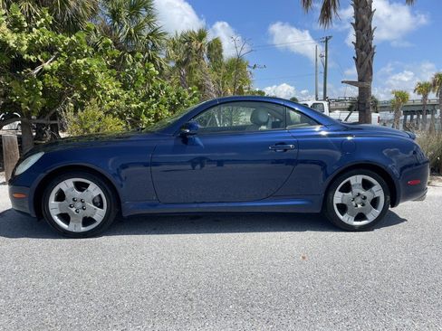 Used 2005 Lexus SC 430 Convertible RWD image 3