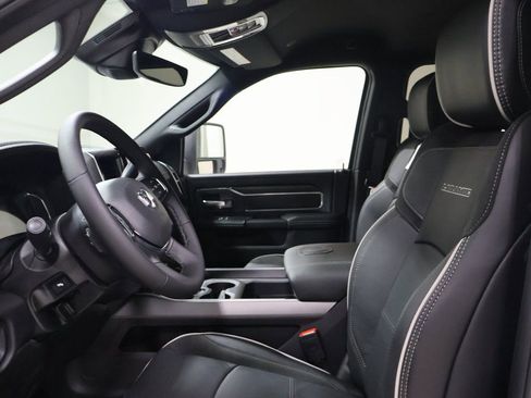 New 2025 RAM 2500 Laramie image 7