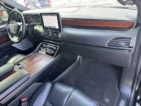 Used 2020 Lincoln Navigator Reserve w/ Equipment Group 208A Reserve image 13