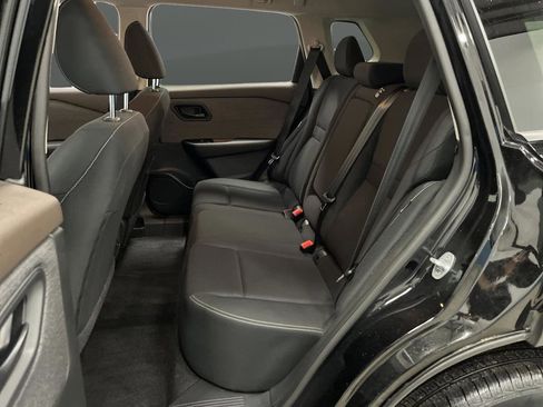 Used 2023 Nissan Rogue S image 25