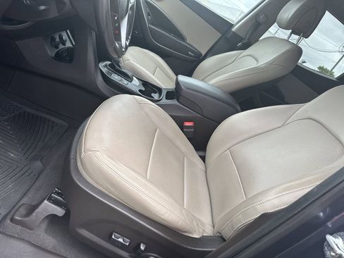 Used 2017 Hyundai Santa Fe Sport w/ Cargo Package FWD image 11