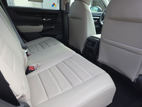 Used 2024 Honda CR-V EX-L image 11