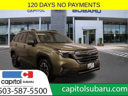Used 2025 Subaru Forester Premium AWD/4WD image 1