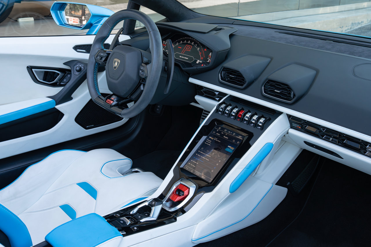 Used 2023 Lamborghini Huracan EVO RWD image 35
