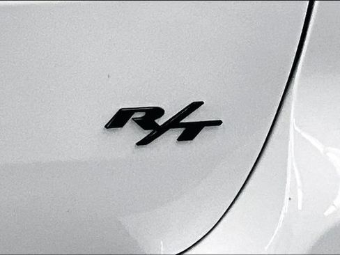 Used 2024 Dodge Durango R/T w/ Blacktop Package AWD/4WD image 9