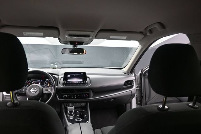 Used 2024 Nissan Rogue S AWD/4WD image 37