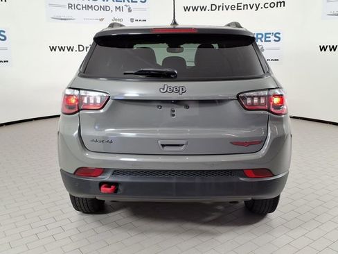 Used 2023 Jeep Compass Trailhawk AWD/4WD image 5