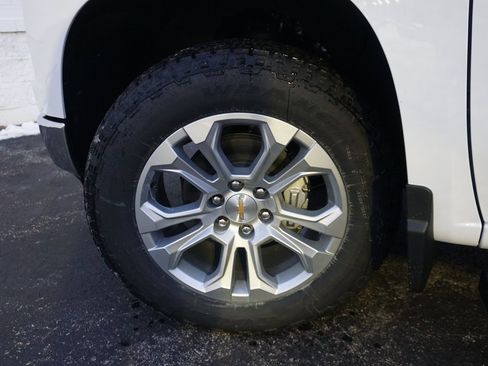 New 2026 Chevrolet Silverado 1500 LTZ w/ Z71 Off-Road Package image 31