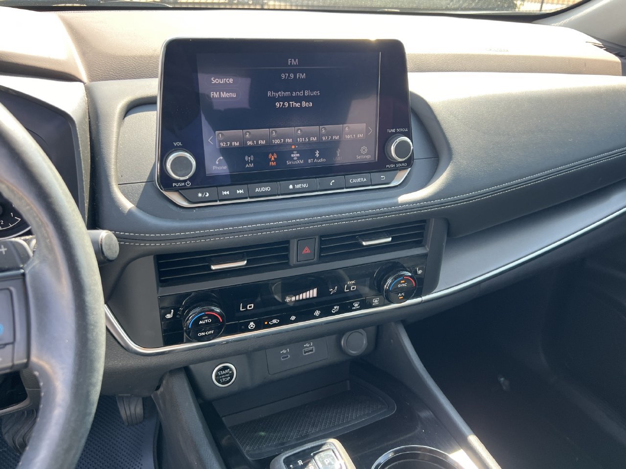 Certified 2023 Nissan Rogue SV w/ SV Premium B Package FWD image 8