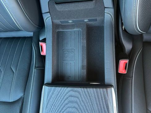 Certified 2025 Audi A6 3.0T Prestige image 17