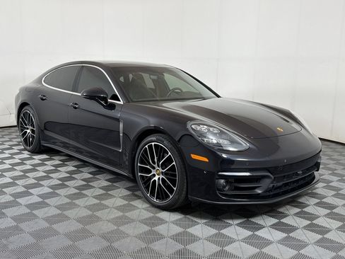 Used 2022 Porsche Panamera 4 Platinum Edition AWD/4WD image 8