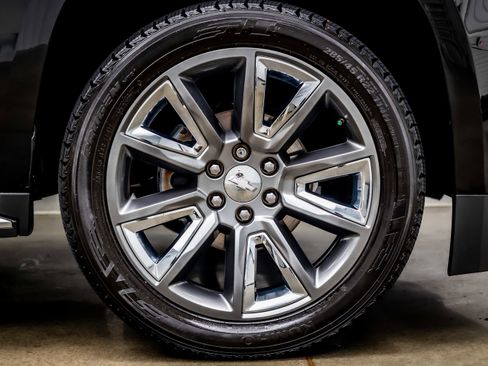 Used 2018 Chevrolet Tahoe Premier RWD image 36