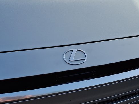 Used 2025 Lexus TX 350 AWD w/ Technology Package image 8
