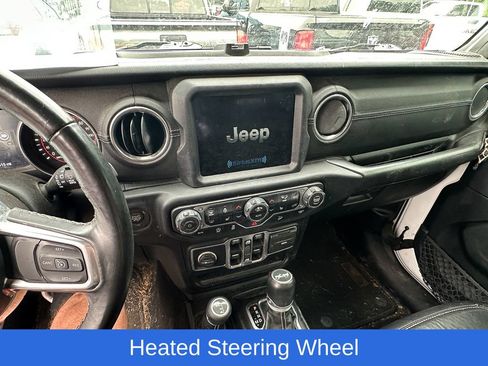 Used 2019 Jeep Wrangler Unlimited Sahara w/ Uconnect 4C Nav & Sound Group AWD/4WD image 10