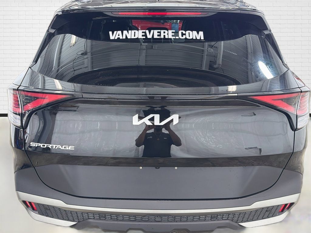 Used 2024 Kia Sportage X-Line w/ X-Line Premium Package AWD/4WD image 8