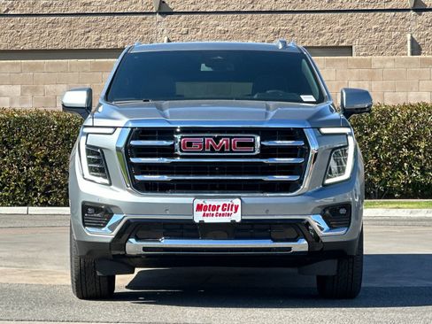 New 2026 GMC Yukon XL Elevation RWD image 9