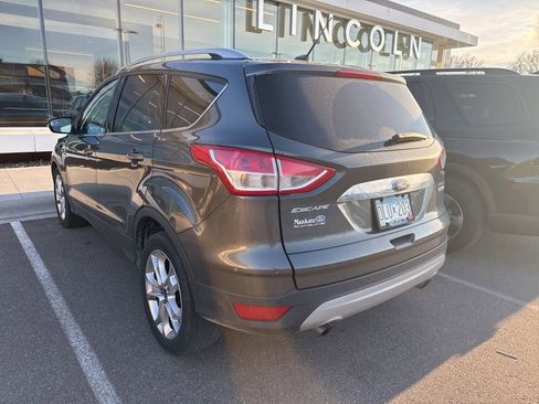 Used 2016 Ford Escape Titanium image 3