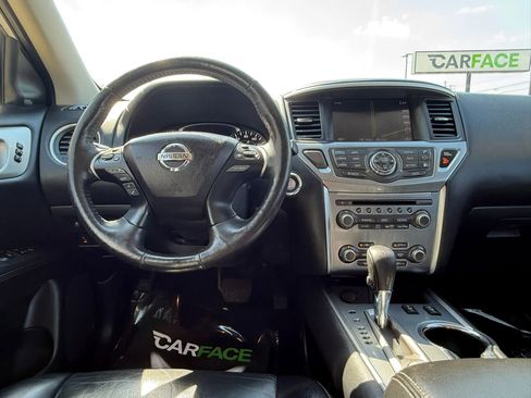 Used 2020 Nissan Pathfinder SL AWD/4WD image 28