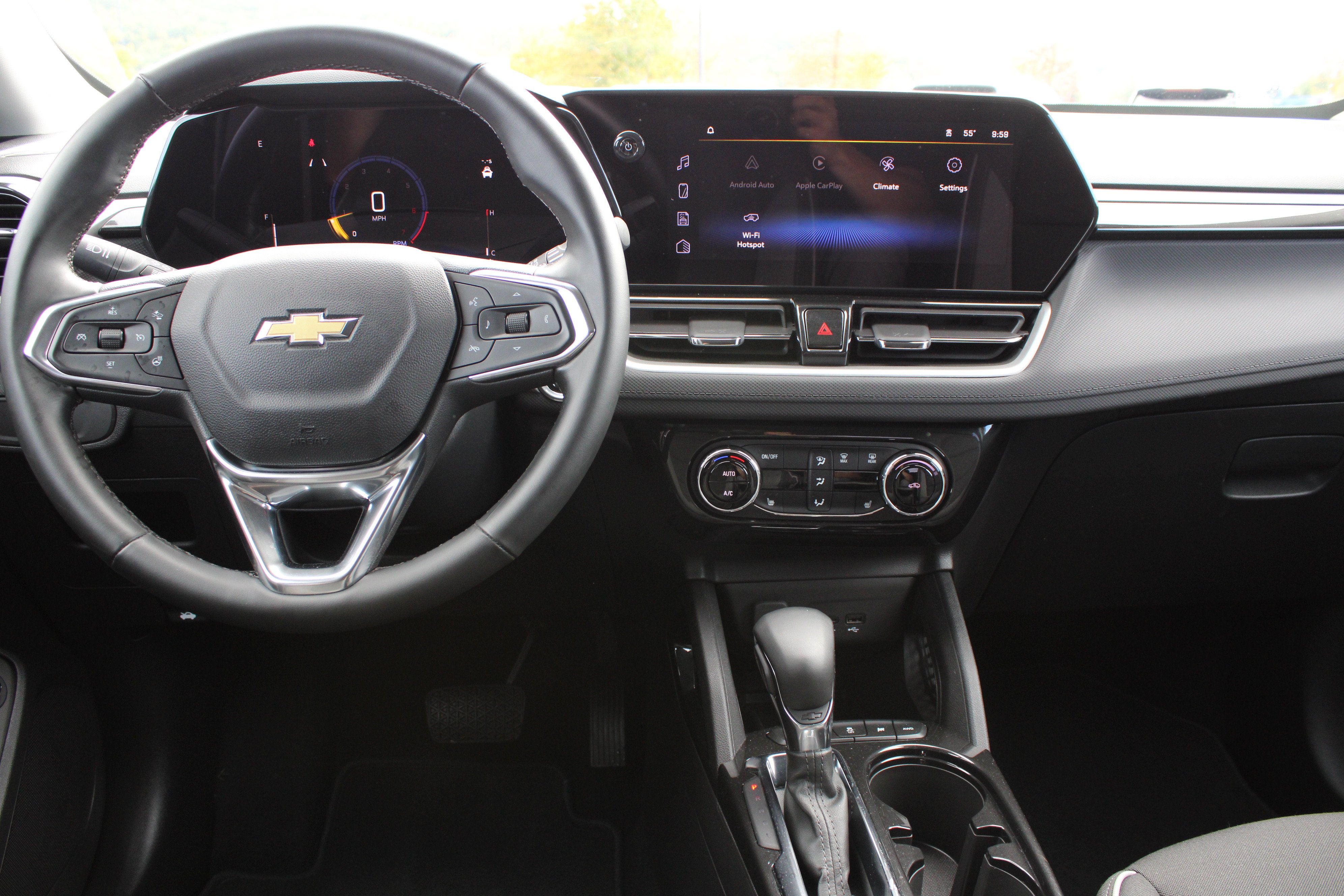 Used 2025 Chevrolet TrailBlazer LT w/ Convenience Package AWD/4WD image 21