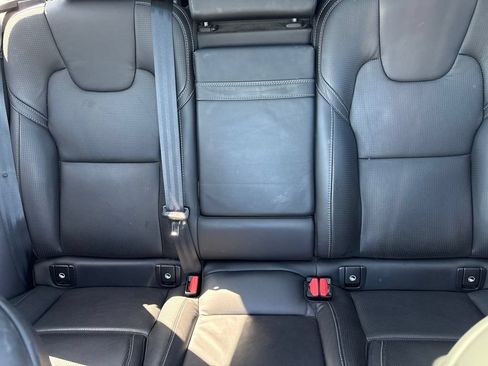 Used 2021 Volvo XC60 T5 Inscription AWD/4WD image 30