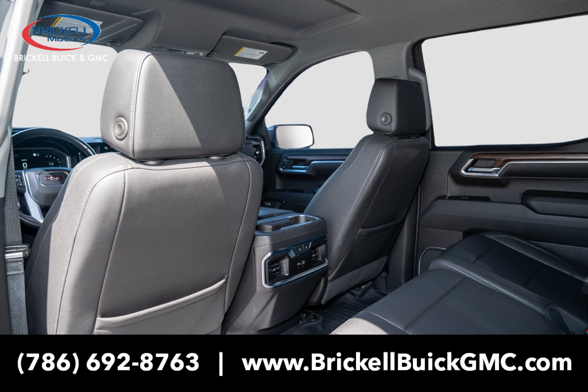 Used 2022 GMC Sierra 1500 SLT w/ SLT Premium Plus Package AWD/4WD image 31
