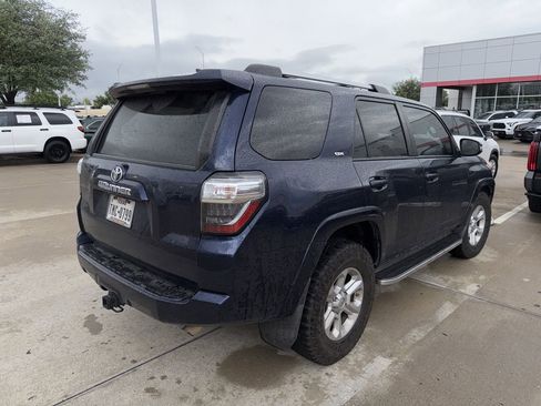 Used 2022 Toyota 4Runner SR5 Premium w/ Moonroof Package image 3