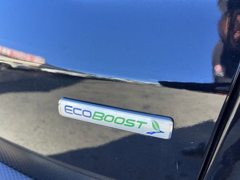 Used 2020 Ford Escape SE image 8