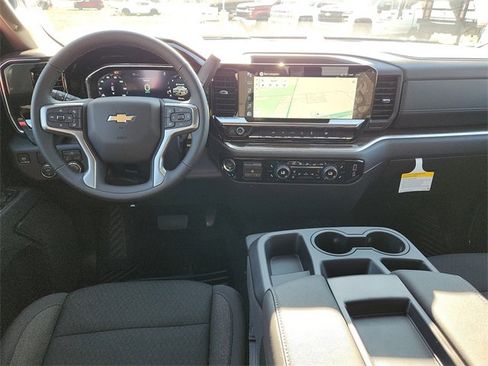 New 2026 Chevrolet Silverado 1500 LT image 9