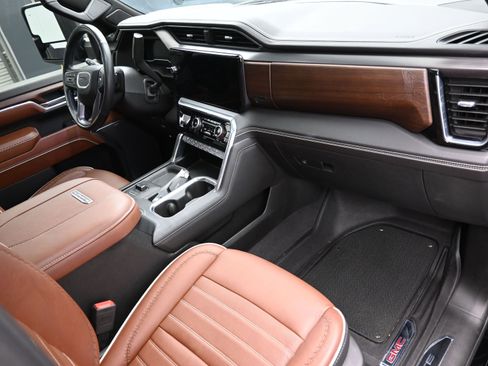 Used 2024 GMC Sierra 2500 Denali Ultimate image 39