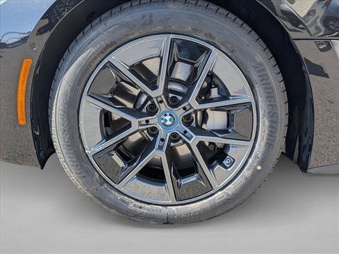 Used 2023 BMW i4 eDrive40 RWD image 16