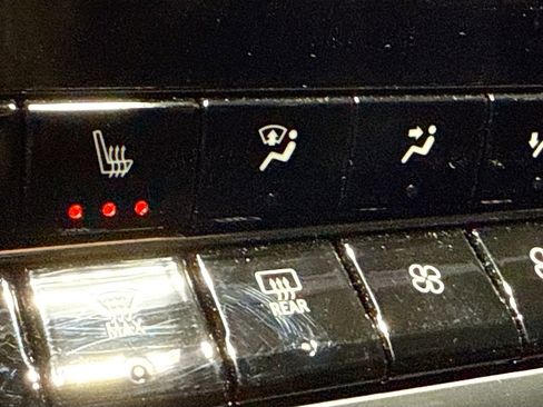 New 2026 GMC Canyon Elevation w/ Convenience Package image 20