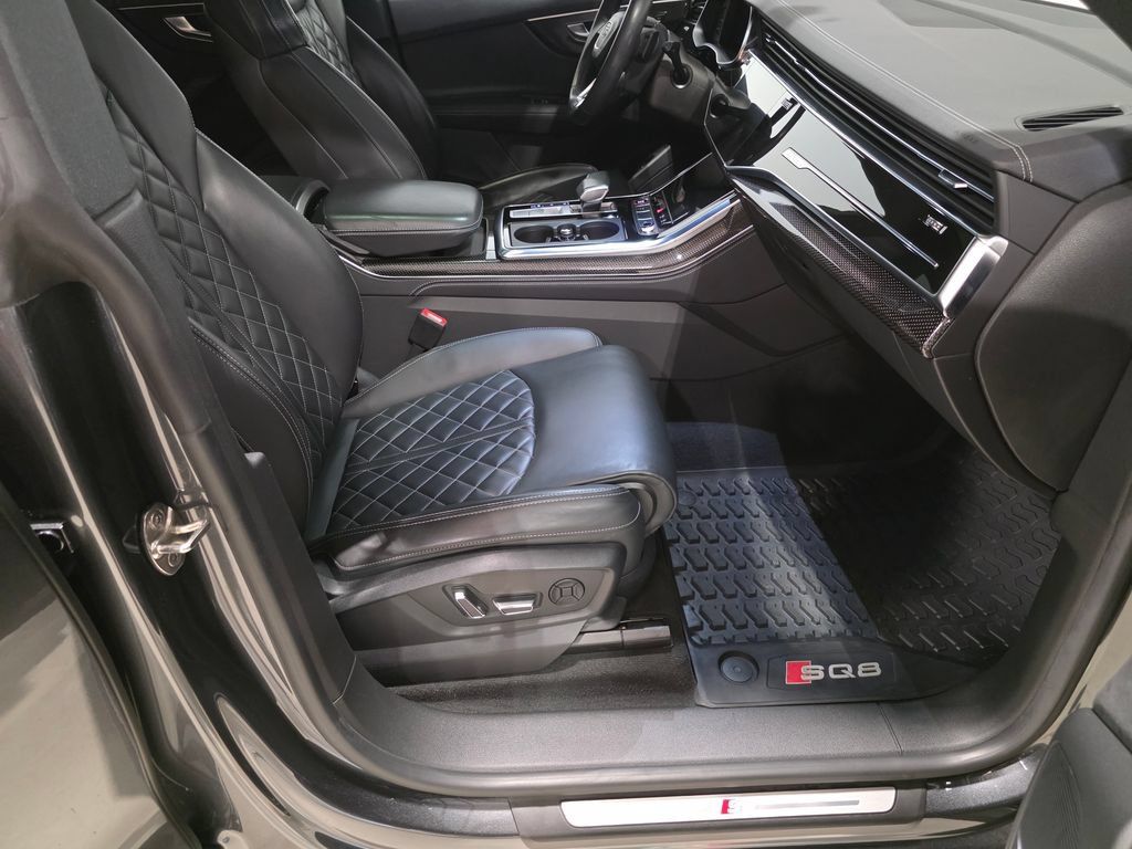 Certified 2023 Audi SQ8 Premium Plus w/ Black Optic Package AWD/4WD image 16