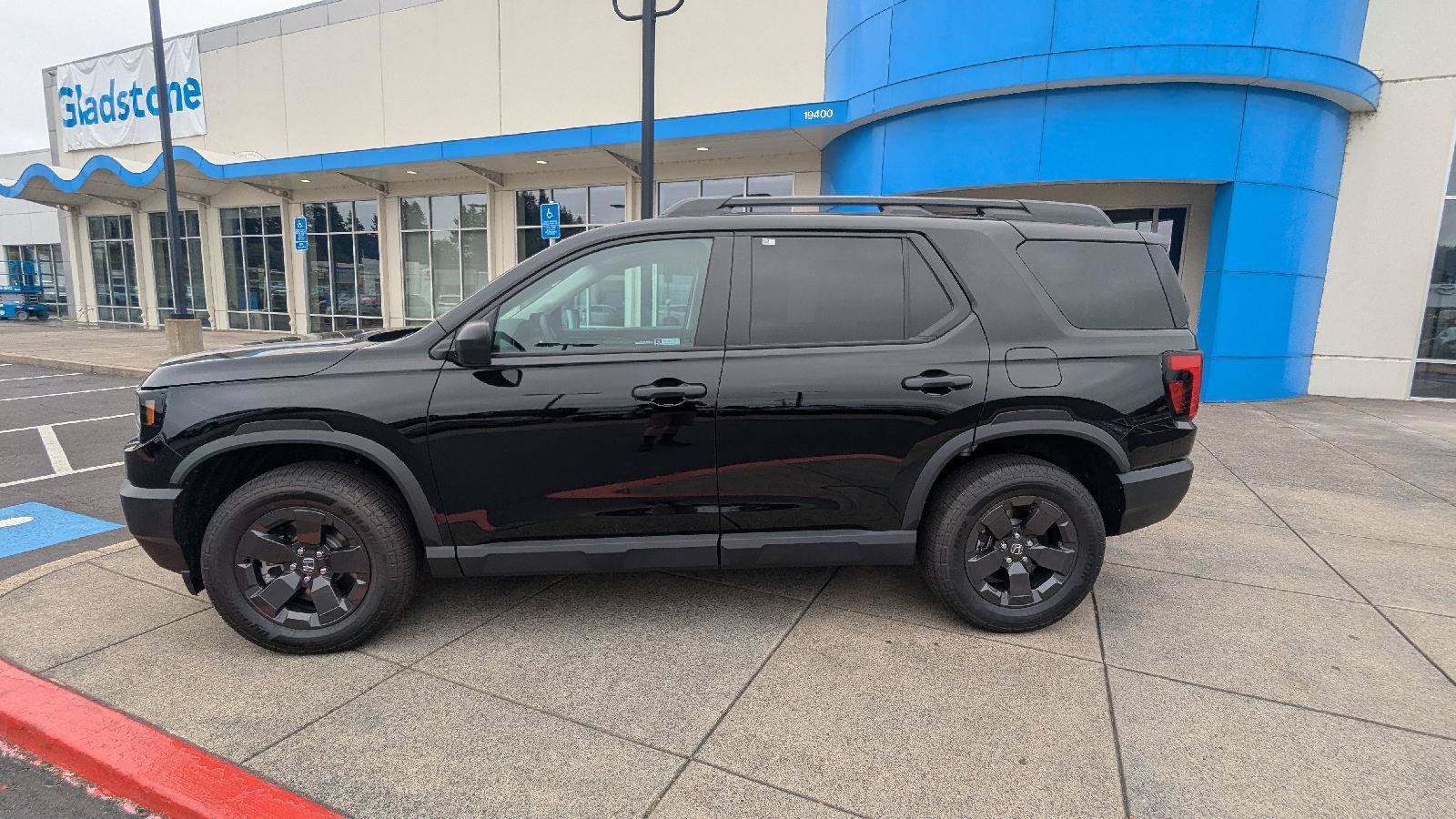 Used 2026 Honda Passport RTL image 3