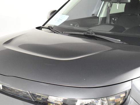 Used 2023 Kia Soul LX w/ Option Group 015 image 12