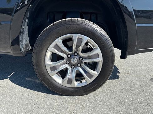 Used 2024 RAM 1500 Limited AWD/4WD image 37