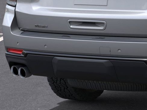 New 2026 Chevrolet Suburban Z71 AWD/4WD image 14